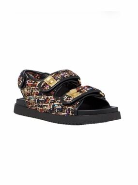 Steve Madden Mona Sandals in a multicolor tweed finish. Size 7